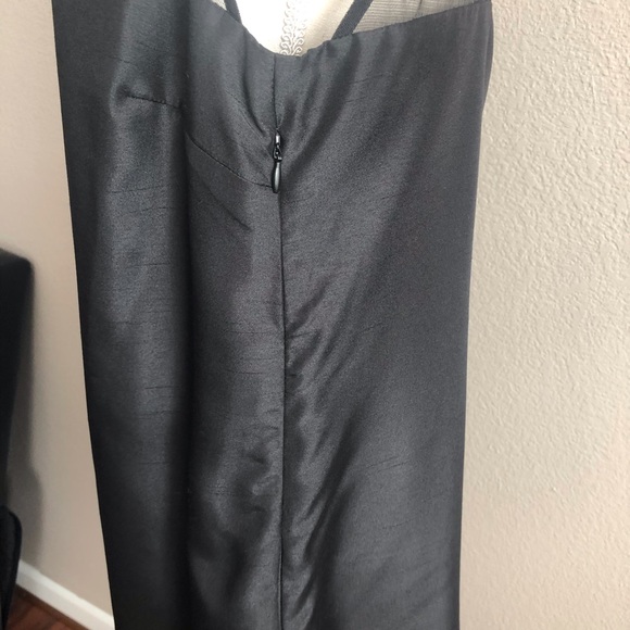 LBD with POCKETS!!!! - Picture 6 of 6